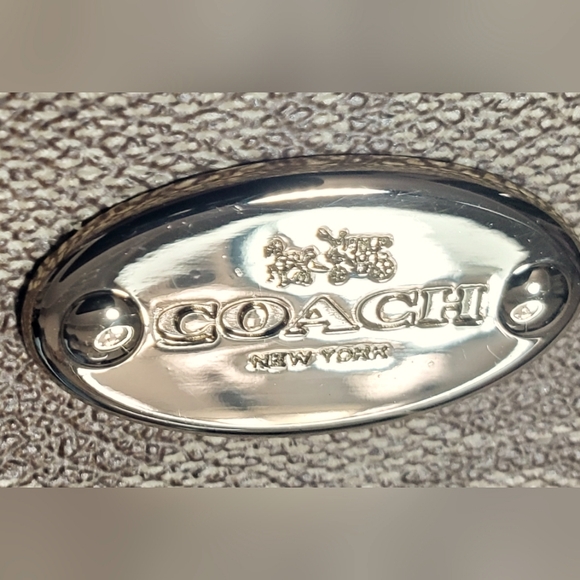 💖Coach Signature Morgan Clutch Wristlet Khaki/Sherry F65060, EUC - Picture 7 of 16